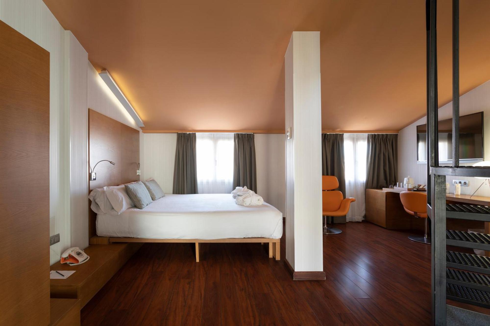 Petit Palace Plaza Μάλαγα Δωμάτιο φωτογραφία